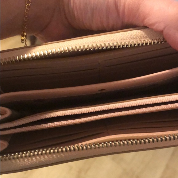 Kate Spade Gold Sparkle Wallet - Picture 3 of 3